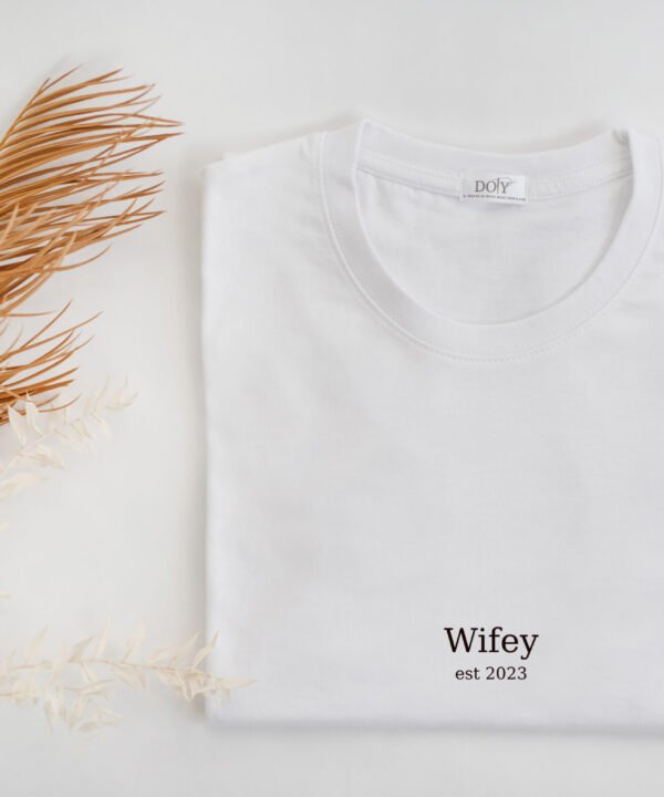 Wifey est 2025 Marškinėliai