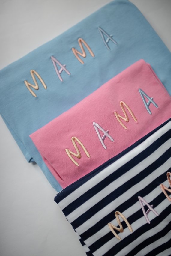 SALE Mama skirtingų raidžių spalvos Marškinėliai