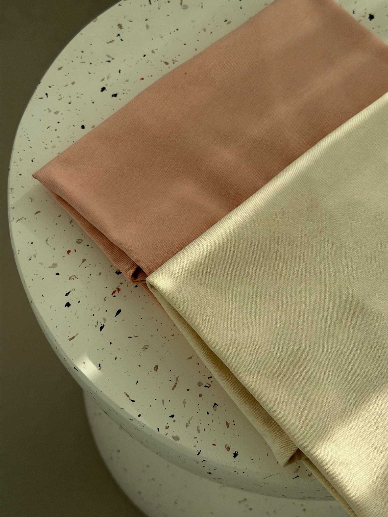 Premium unisex marškinėliai - Image 3