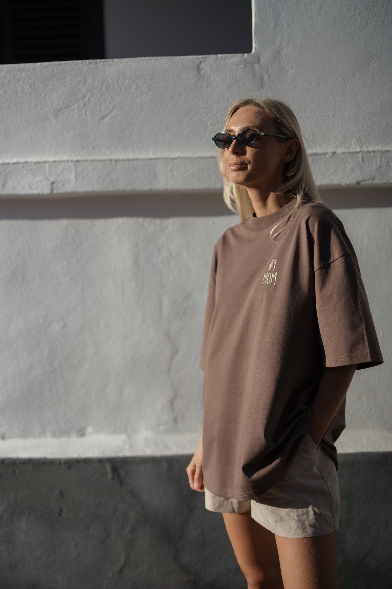 Oversized marškinėliai 1Mom